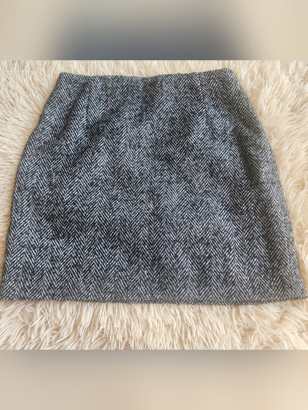 Women's Black and White Herringbone Pencil Skirt